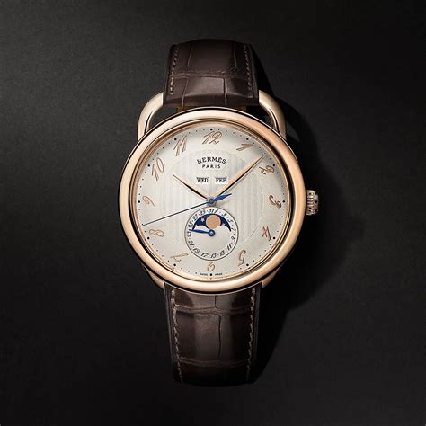 Arceau Grande Lune watch, 43 mm 